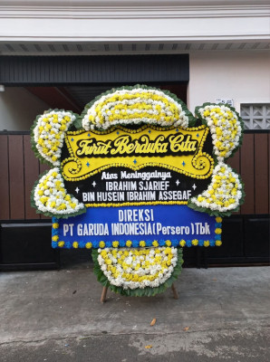 Papan Bunga Duka di Tanjung Sabar